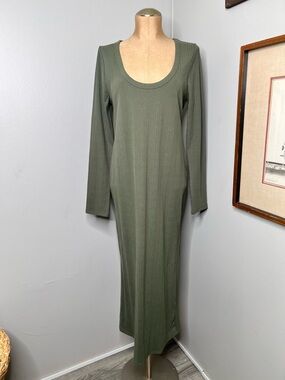 ASOS Spaced Ribbed Long Sleeve Scoop Neck Midi Dress in Olive Green size 12